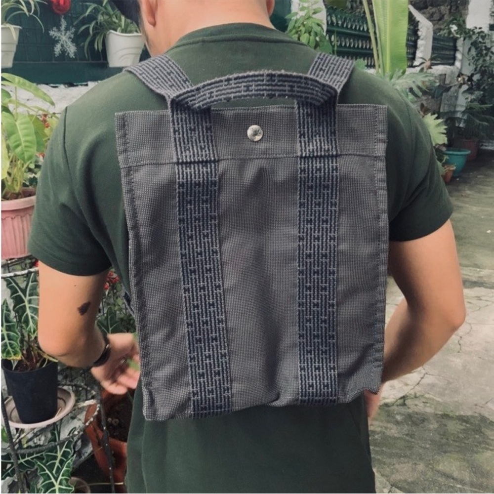 Hermès Authenticated Herline Canvas Backpack PM In Gray